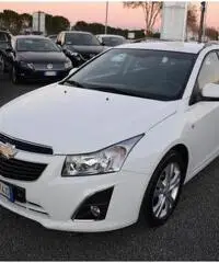 Chevrolet Cruze SW 1.7 D LTZ S.S. - Strafull - Cruise - Bluetooth - Cerchi - Sensori