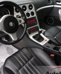 ALFA ROMEO BRERA 2.4 JTD-M SKY WINDOW Interni in Pelle + Fari Xeno + Tetto panoramico Sky Window + B ALFA ROMEO BRERA 2.4 JTD-M SKY WINDOW Interni in Pelle + Fari Xeno + Tetto panoramico Sky Window + B