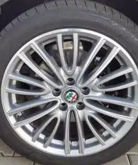 Alfa Romeo Giulia Alfa Romeo Giulia Super 2.2 diesel 16V AT8 #XENON Alfa Romeo Giulia Alfa Romeo Giulia Super 2.2 diesel 16V AT8 #XENON