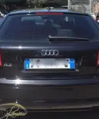 AUDI A3 1.9 TDI*NAVI*BLUETOOTH*CERCHI 17*VETRI OSCURATI!!! rif. 6774097