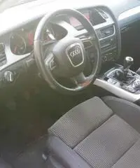 Audi A4 Avant 2.0TDI Advanced XENON NAVI PDC FATTURE TAGLI