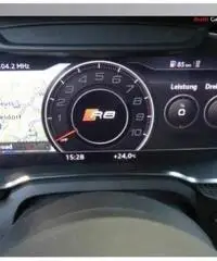 Audi R8 5.2FSI V10 PLUS CERAMIK B&O CARBONIO LED MAG RIDE