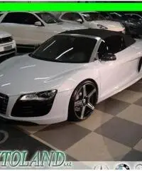AUDI R8 Spyder 5.2 V10 FSI quattro R tronic*Xenon*pelle*na rif. 7171502 AUDI R8 Spyder 5.2 V10 FSI quattro R tronic*Xenon*pelle*na rif. 7171502