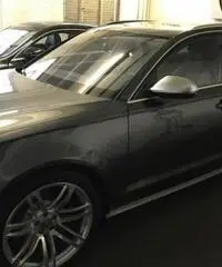 Audi RS6 Avant 4.0 TFSI quattro tiptronic Audi RS6 Avant 4.0 TFSI quattro tiptronic