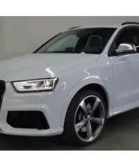 Audi RS Q3 RS 2.5 TFSI quattro S-Tronic Navi Pelle BIANCA Audi RS Q3 RS 2.5 TFSI quattro S-Tronic Navi Pelle BIANCA