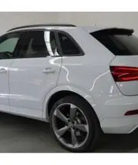 Audi RS Q3 RS 2.5 TFSI quattro S-Tronic Navi Pelle BIANCA Audi RS Q3 RS 2.5 TFSI quattro S-Tronic Navi Pelle BIANCA