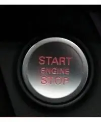 Audi RS Q3 RS 2.5 TFSI quattro S-Tronic Navi Pelle BIANCA Audi RS Q3 RS 2.5 TFSI quattro S-Tronic Navi Pelle BIANCA