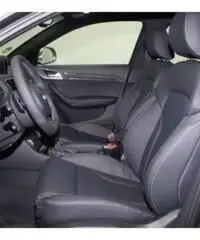 Audi RS Q3 RS 2.5 TFSI quattro S-Tronic Navi Pelle Xeno Audi RS Q3 RS 2.5 TFSI quattro S-Tronic Navi Pelle Xeno