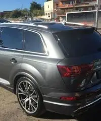 Audi SQ7 V8 4.0 TDI 435 CV PRONTA CONSEGNA Audi SQ7 V8 4.0 TDI 435 CV PRONTA CONSEGNA