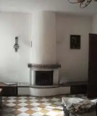 Appartamento di 5 locali in Vendita