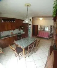 Appartamento di 4 locali in Vendita