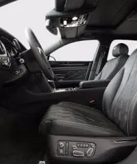 Bentley Flying Spur Bentley Flying Spur V8 Mulliner MY15 BENTLEY (Navi Bentley Flying Spur Bentley Flying Spur V8 Mulliner MY15 BENTLEY (Navi