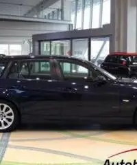BMW 320 D TOURING FUTURA STEPTRONIC