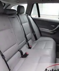 BMW 320 D TOURING FUTURA STEPTRONIC