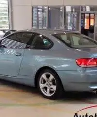 BMW 320 I COUPE' Fari allo Xeno + Climatizzatore bi-zona + Radio cd + BMW 320 I COUPE' Fari allo Xeno + Climatizzatore bi-zona + Radio cd +