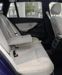 BMW 335 ALPINA D3 3.0 BITURBO*NAVI*XENON*PDC* rif. 6530828 BMW 335 ALPINA D3 3.0 BITURBO*NAVI*XENON*PDC* rif. 6530828