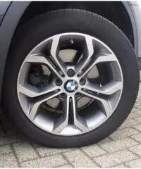 BMW X4 BMW X4 xDrive 20d Aut. BMW X4 BMW X4 xDrive 20d Aut.
