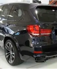 Bmw X5 M M-Sport Tetto Surround View SoftClose Keyless NERA Bmw X5 M M-Sport Tetto Surround View SoftClose Keyless NERA