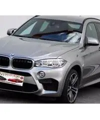 BMW X6 BMW X6M B & O / HUD / Driv. Assist./Kamera/TOP !!! BMW X6 BMW X6M B & O / HUD / Driv. Assist./Kamera/TOP !!!