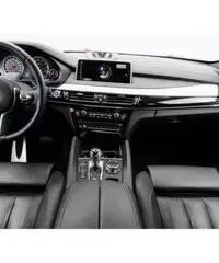 BMW X6 BMW X6M B & O / HUD / Driv. Assist./Kamera/TOP !!! BMW X6 BMW X6M B & O / HUD / Driv. Assist./Kamera/TOP !!!