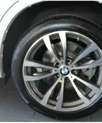 Bmw X6 M d MSPORT NAVI PROF HARM CAMERA CONNEC SOSP. ADAPTI