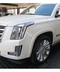 Cadillac Escalade 6.2L V8 Platinum ESV Cadillac Escalade 6.2L V8 Platinum ESV