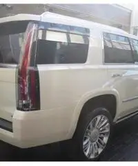 Cadillac Escalade 6.2L V8 Platinum ESV