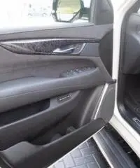 Cadillac Escalade 6.2L V8 Platinum ESV Cadillac Escalade 6.2L V8 Platinum ESV