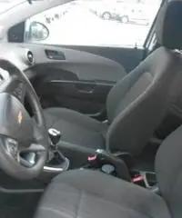 CHEVROLET Aveo 13 d LT 75cv 5p rif. 7158735 CHEVROLET Aveo 13 d LT 75cv 5p rif. 7158735