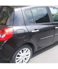 Clio iene 1.2 16 valvole Clio iene 1.2 16 valvole