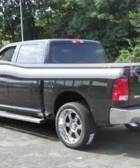 Dodge Altro Dodge Ram 1500 4X4 HEMI CrewCab