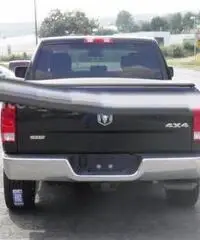 Dodge Altro Dodge Ram 1500 4X4 HEMI CrewCab