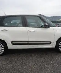 FIAT 500L 1.3 Multijet 85 CV Pop Star BICOLORE rif. 7167358 FIAT 500L 1.3 Multijet 85 CV Pop Star BICOLORE rif. 7167358