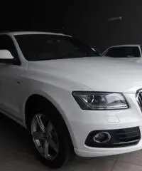 AUDI Q5 2.0 TDI 150 CV quattro,S-LINE rif. 7171334