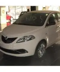 Lancia Ypsilon 1.2 69 CV 5 porte Gold