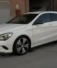 MERCEDES-BENZ CLA 200 d S.W. Automatic Sport rif. 6798580