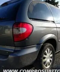 CHRYSLER Grand Voyager 2.5 CRD cat Limited rif. 7196109