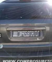 CHRYSLER Grand Voyager 2.5 CRD cat Limited rif. 7196109