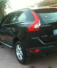 VOLVO XC60 2400 awd