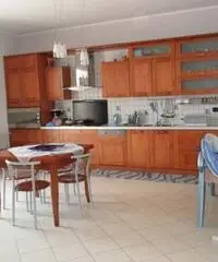 GIOIA TAURO VENDE: appartamento Via Luigi Rizzo (zona marina