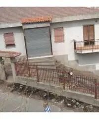 VENDITA CASA SINGOLA SU DUE PIANI CALABRIA