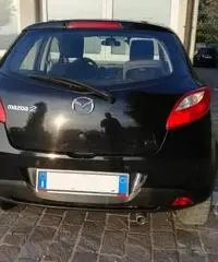 Mazda 2 1.3 16V 75CV 5p. Play