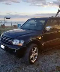 Mitsubishi Pajero 3.2 V6 Sport Mitsubishi Pajero 3.2 V6 Sport