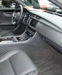 JAGUAR XF 2.0d 180 CV R-Sport Automatico FULL OPTIONAL rif. 7051757