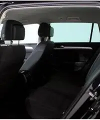 VOLKSWAGEN Passat Variant 2.0 TDI COMFORTLINE DSG LED 16