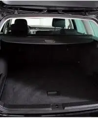 VOLKSWAGEN Passat Variant 2.0 TDI COMFORTLINE DSG LED 16