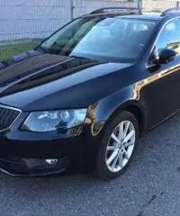 Skoda Octavia 2.0 TDI Elegance DSG