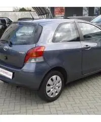 TOYOTA Yaris 1.3 3 porte Sol rif. 7196842