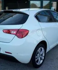 ALFA ROMEO Giulietta 1.6 JTDm-2 105 CV Distinctive rif. 7083785