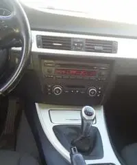 BMW 320 Serie 3   (E90/E91)  cat Touring Attiva